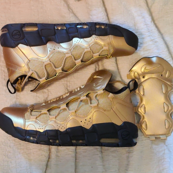 Nike Air Max More Money Metallic Gold - Picture 2 of 6